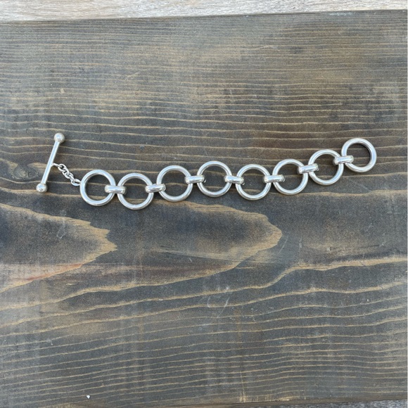 Silver Loop & Toggle Bracelet - Picture 4 of 7